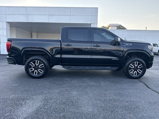 Used 2023 GMC Sierra 1500 AT4 w/ AT4 Premium Package AWD/4WD image 2