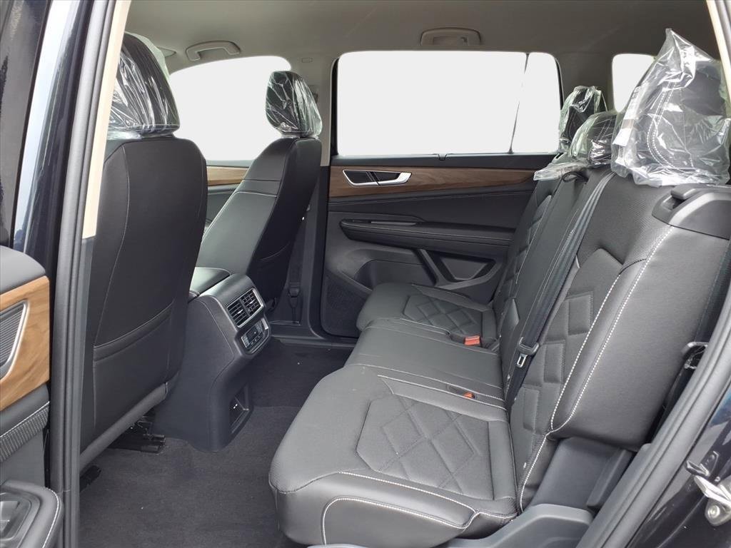 New 2026 Volkswagen Atlas SE image 12