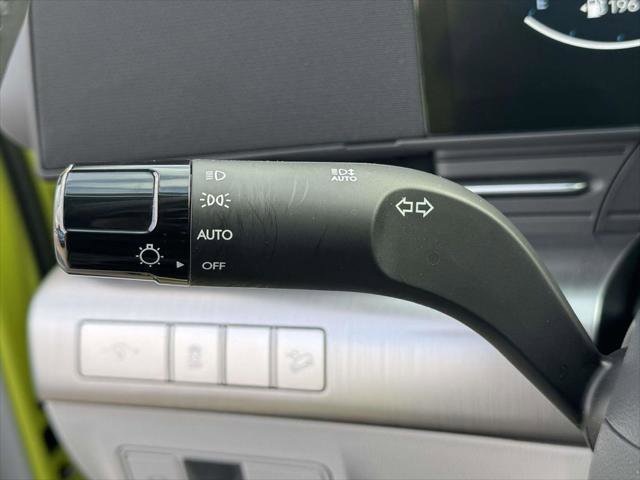 Used 2025 Hyundai Kona Limited image 24