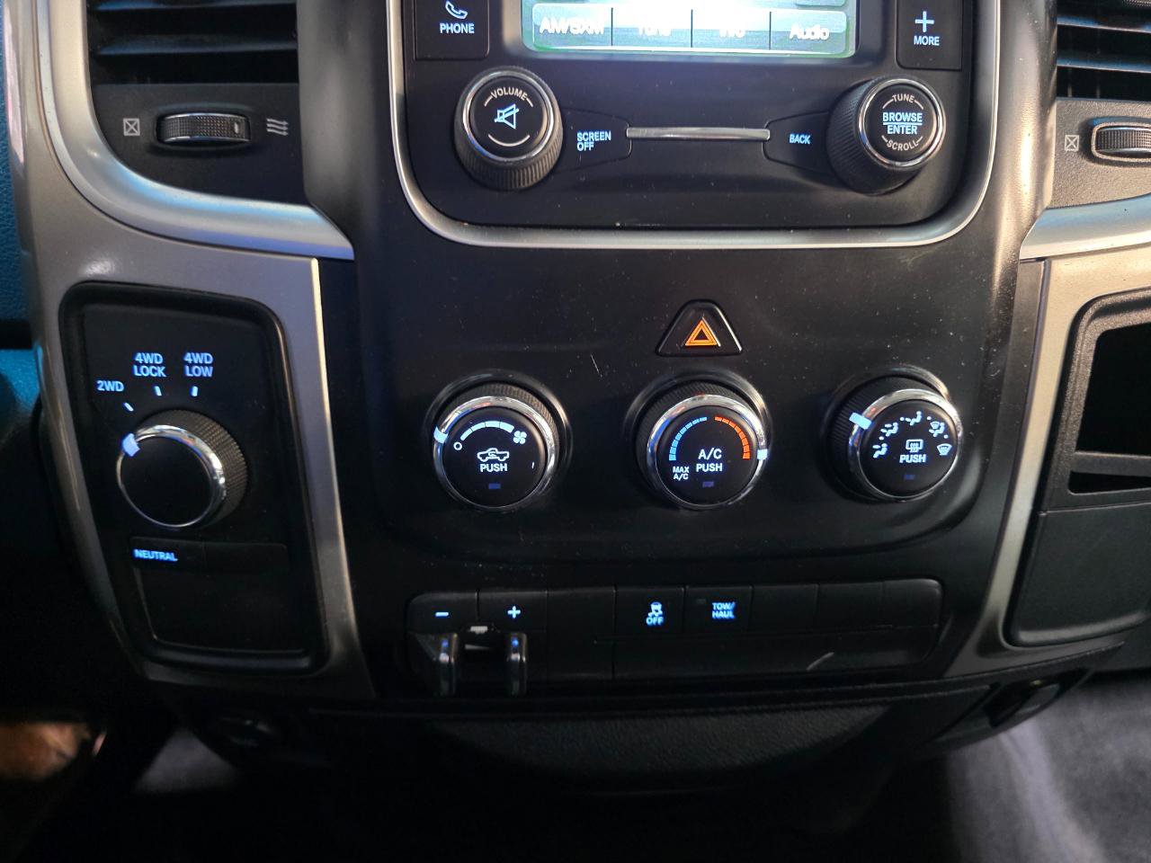 Used 2017 RAM 2500 SLT image 32