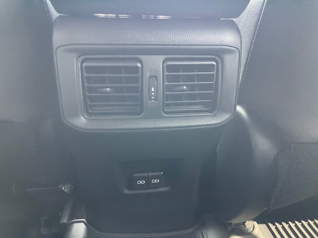 Used 2025 Toyota RAV4 XLE image 17