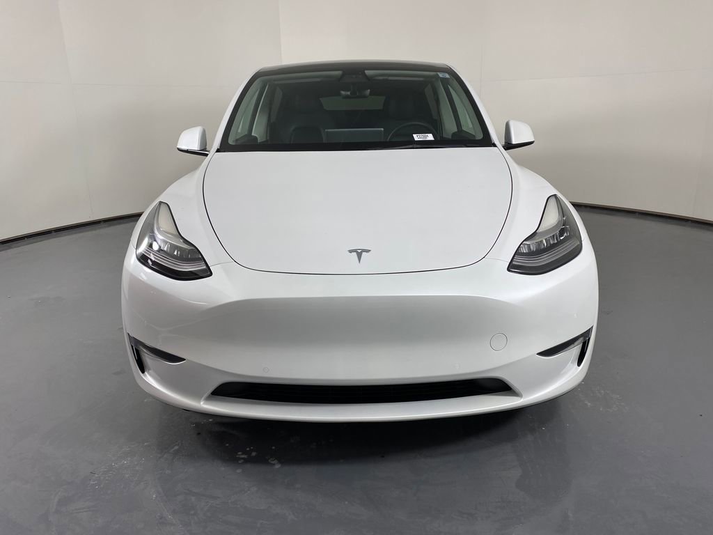 Used 2022 Tesla Model Y Long Range image 2