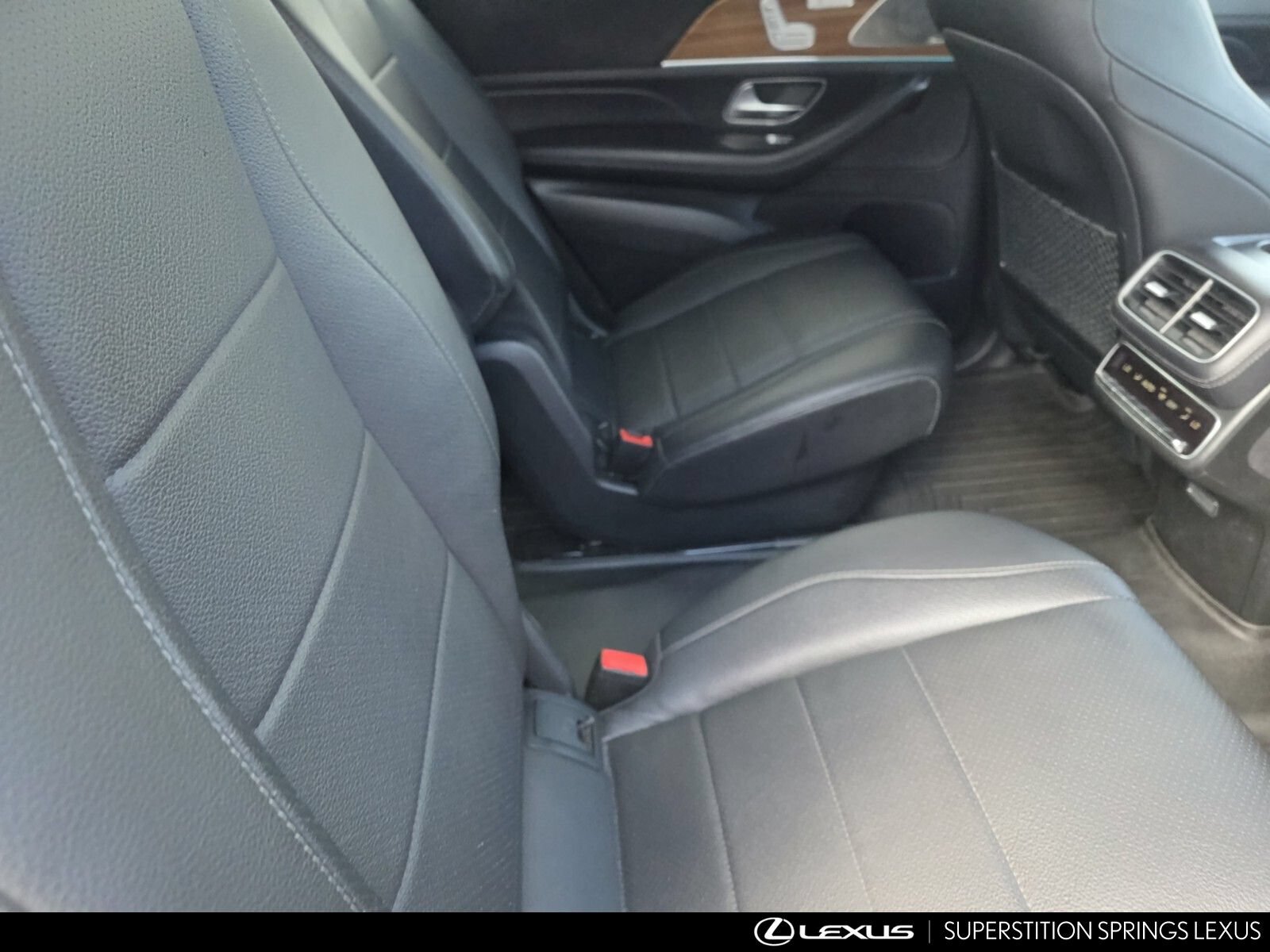 Used 2021 Mercedes-Benz GLS 450 4MATIC image 29