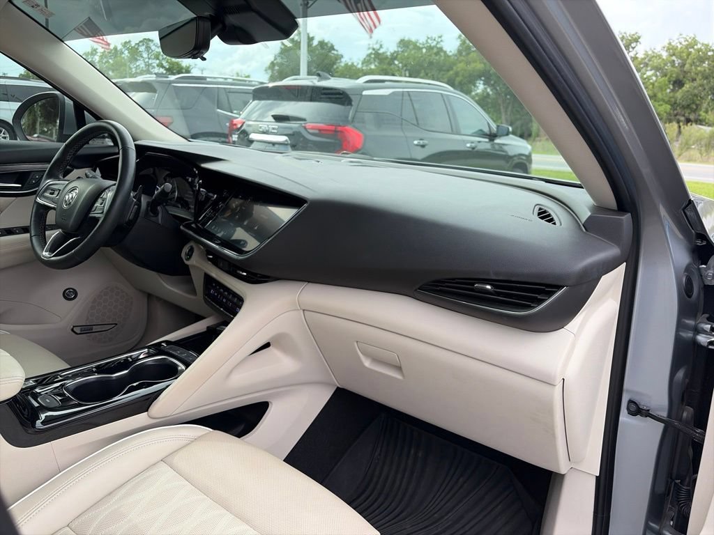 Used 2023 Buick Envision Avenir FWD image 10