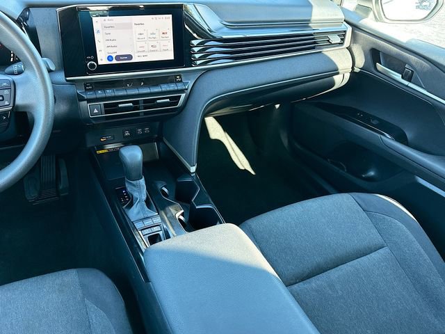 Used 2025 Toyota Camry LE FWD image 21