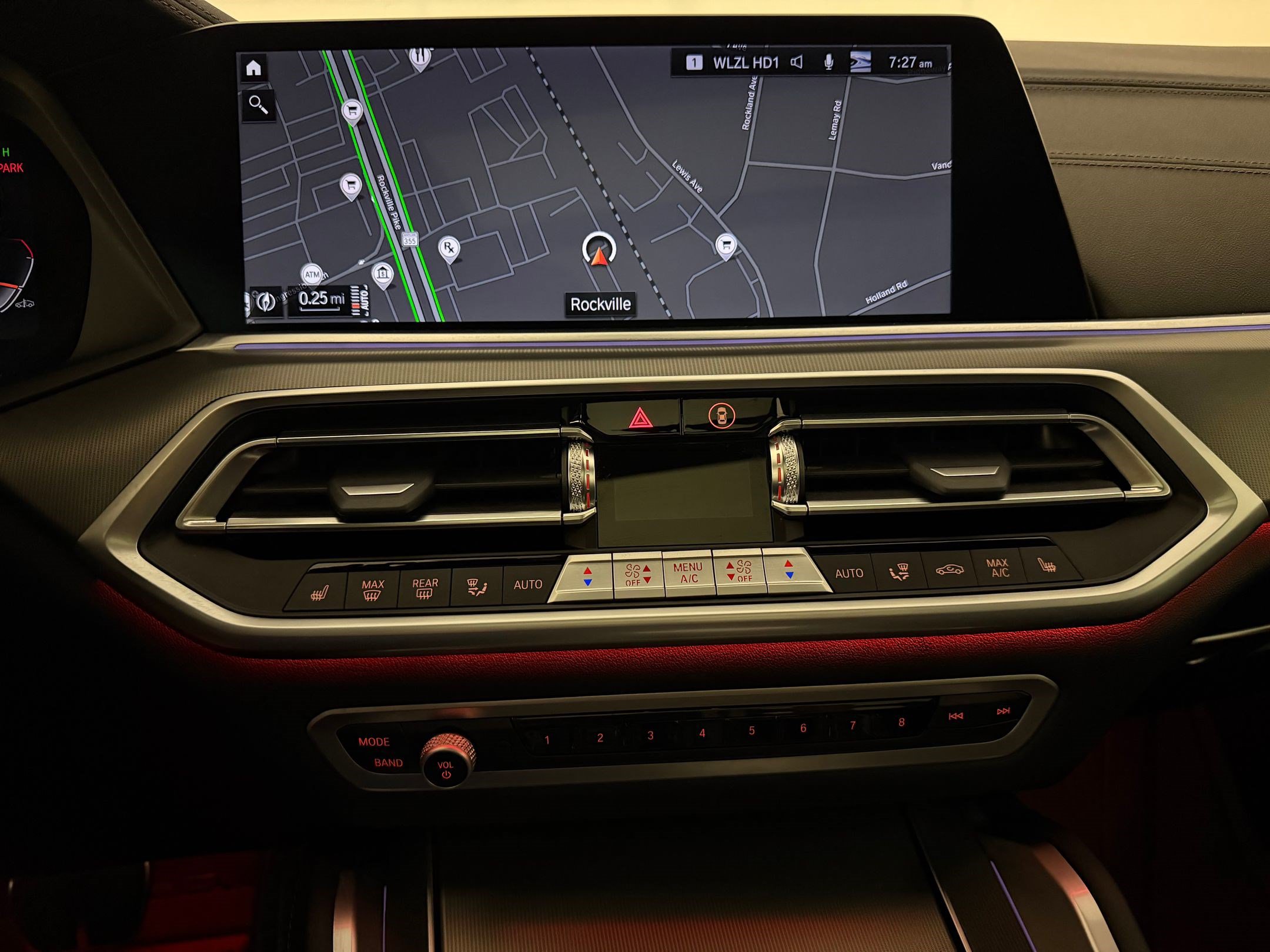 Used 2023 BMW X6 xDrive40i w/ M Sport Package AWD/4WD image 21