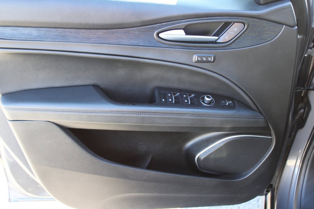 Used 2022 Alfa Romeo Stelvio Sprint image 9