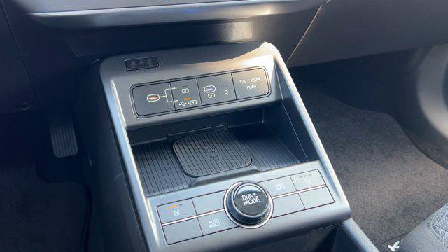 New 2025 Hyundai Kona SEL FWD image 31