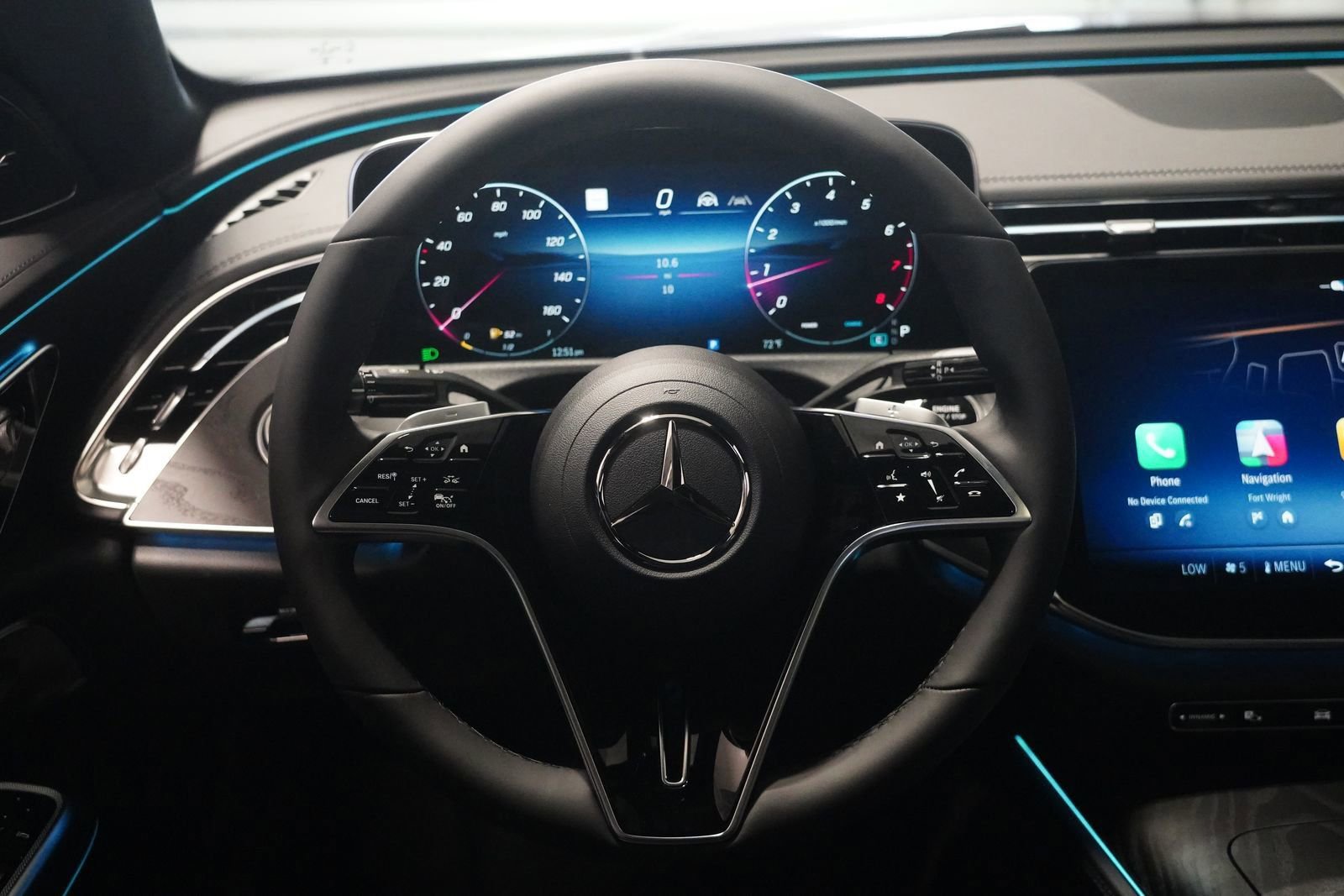 New 2026 Mercedes-Benz E 350 4MATIC Sedan image 18