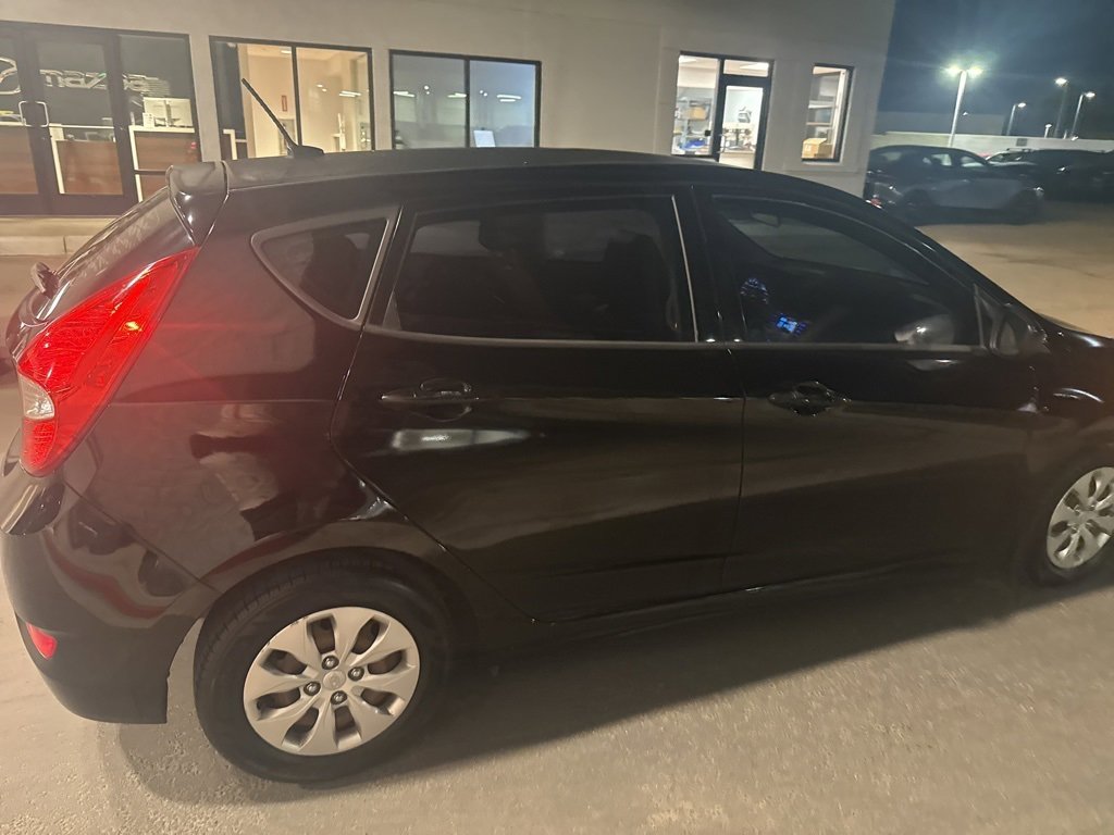 Used 2016 Hyundai Accent SE image 28