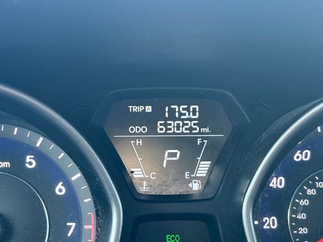 Used 2013 Hyundai Elantra GLS w/ Preferred Pkg image 18