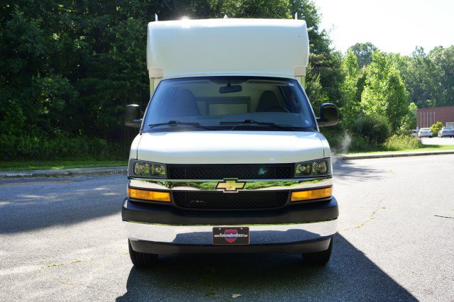 Used 2021 Chevrolet Express 3500 w/ Power Convenience Package RWD image 5