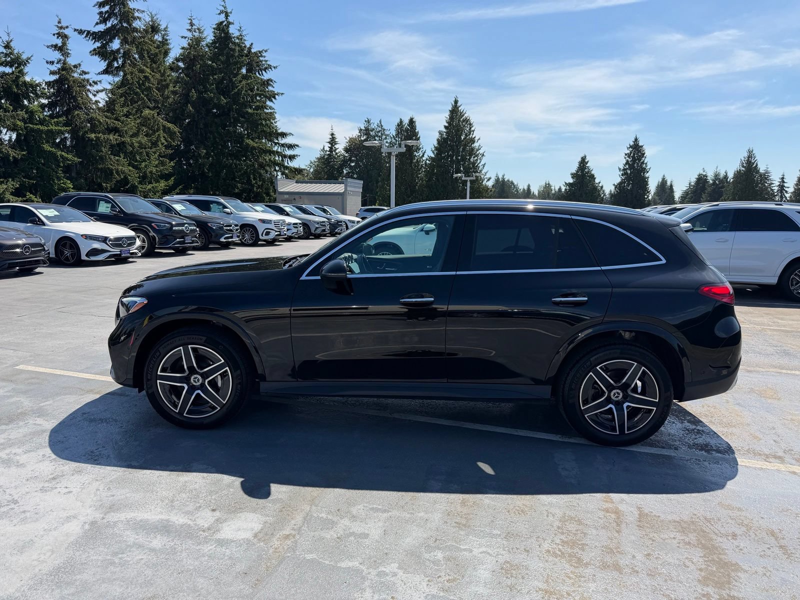 Used 2026 Mercedes-Benz GLC 300 4MATIC image 5