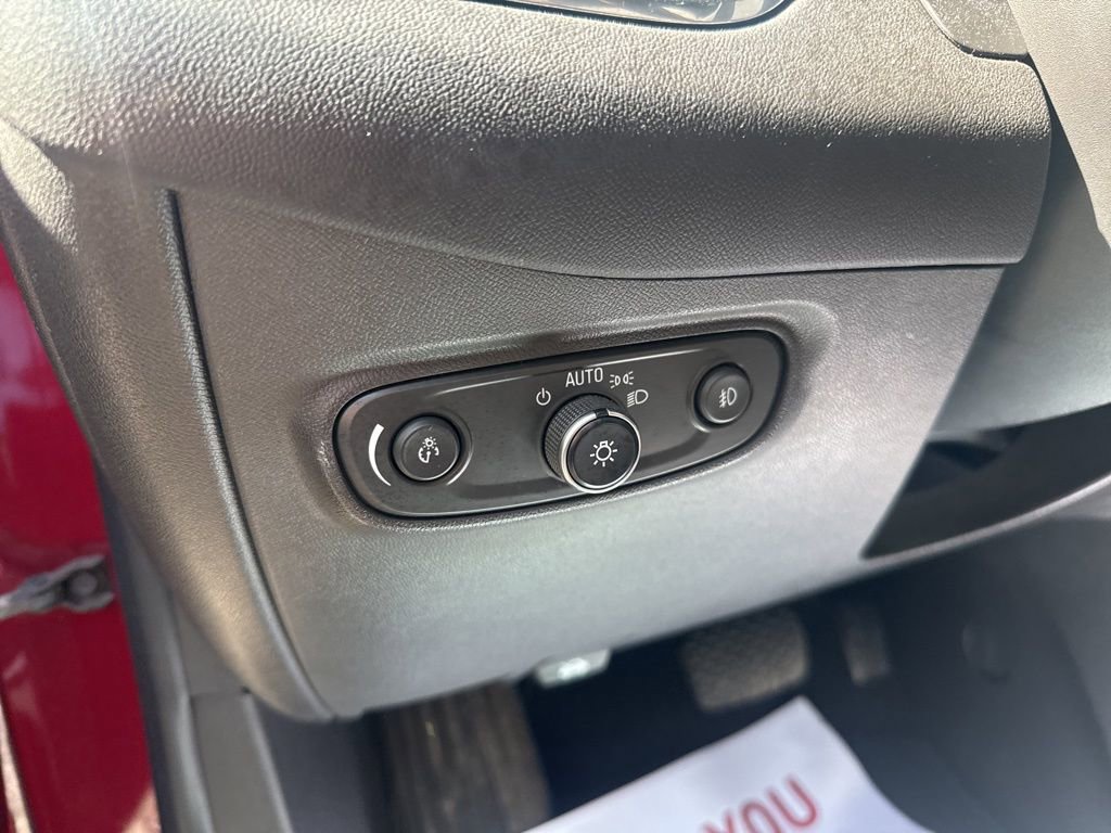 Used 2020 Chevrolet Equinox LT AWD/4WD image 17