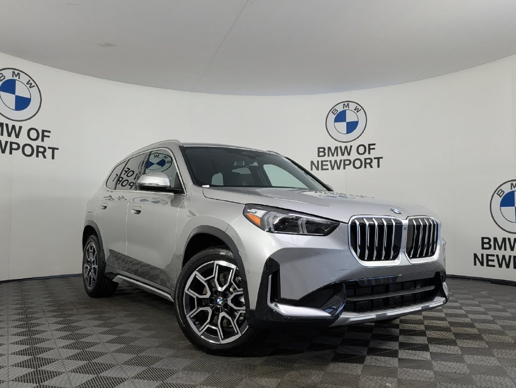 New 2026 BMW X1 xDrive28i w/ Convenience Package AWD/4WD image 3