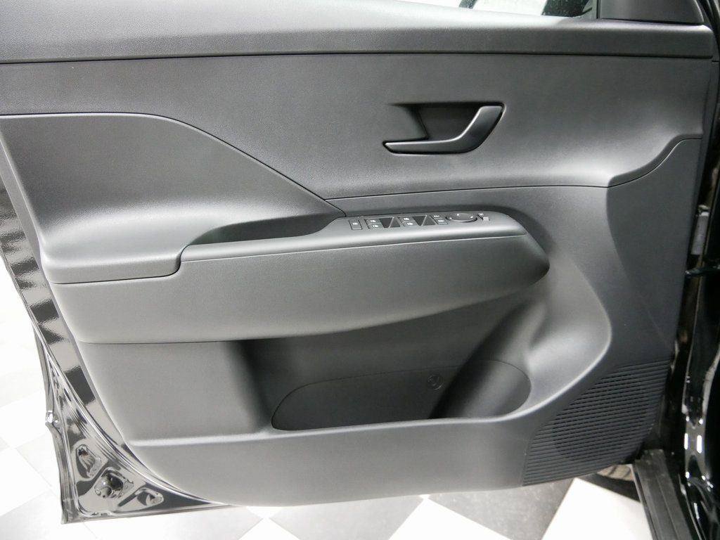 Certified 2026 Hyundai Kona SEL Sport AWD/4WD image 8