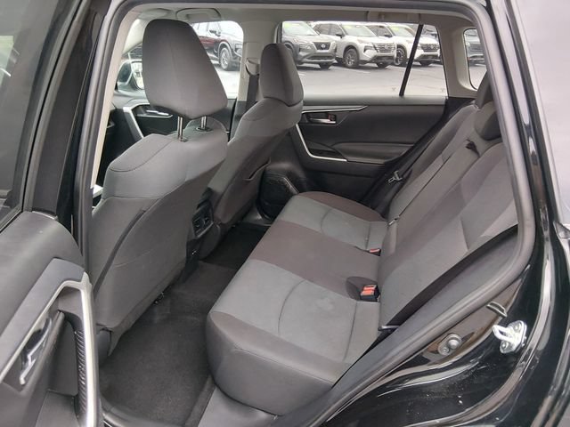 Used 2024 Toyota RAV4 XLE FWD image 13