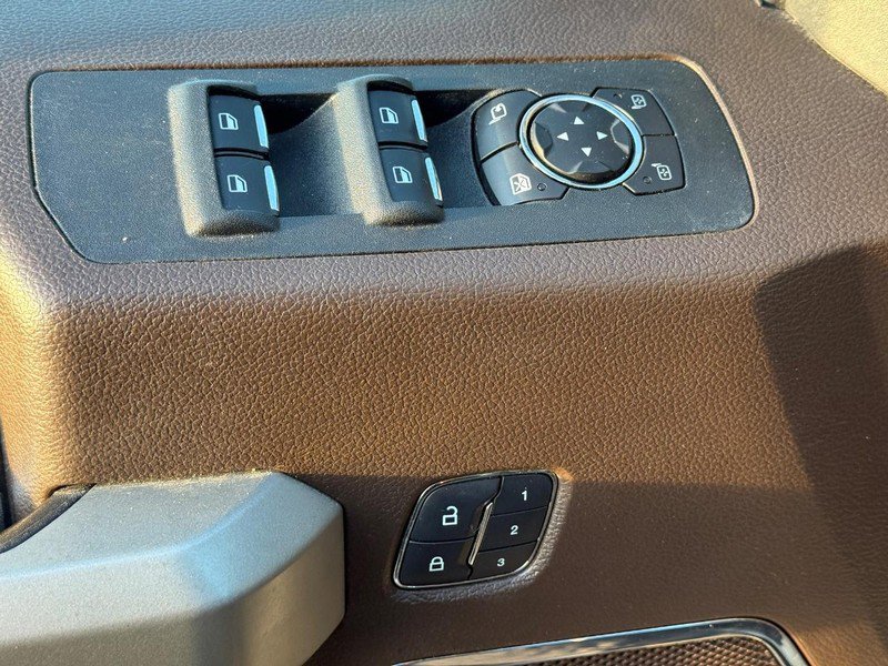 Used 2018 Ford F150 King Ranch image 25
