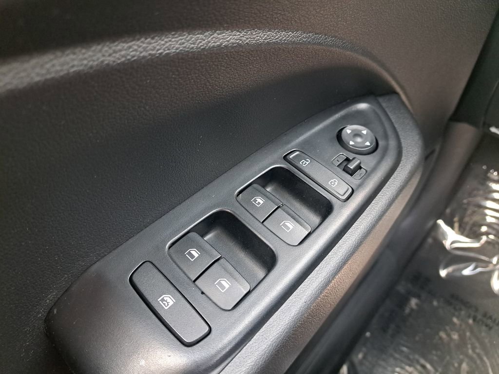 Used 2022 Hyundai Venue SE w/ Cargo Package FWD image 26