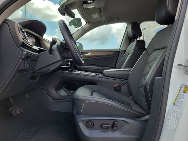 Used 2025 Volkswagen Atlas SE AWD/4WD image 26