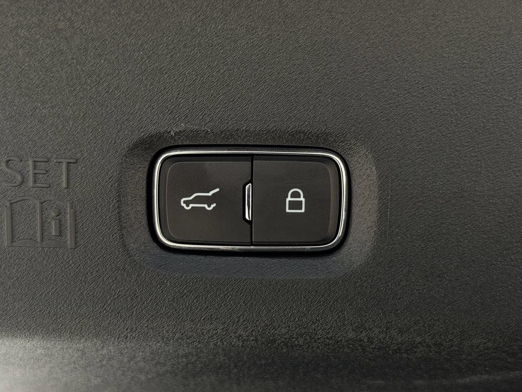 Used 2025 Ford Expedition Max Active RWD image 30