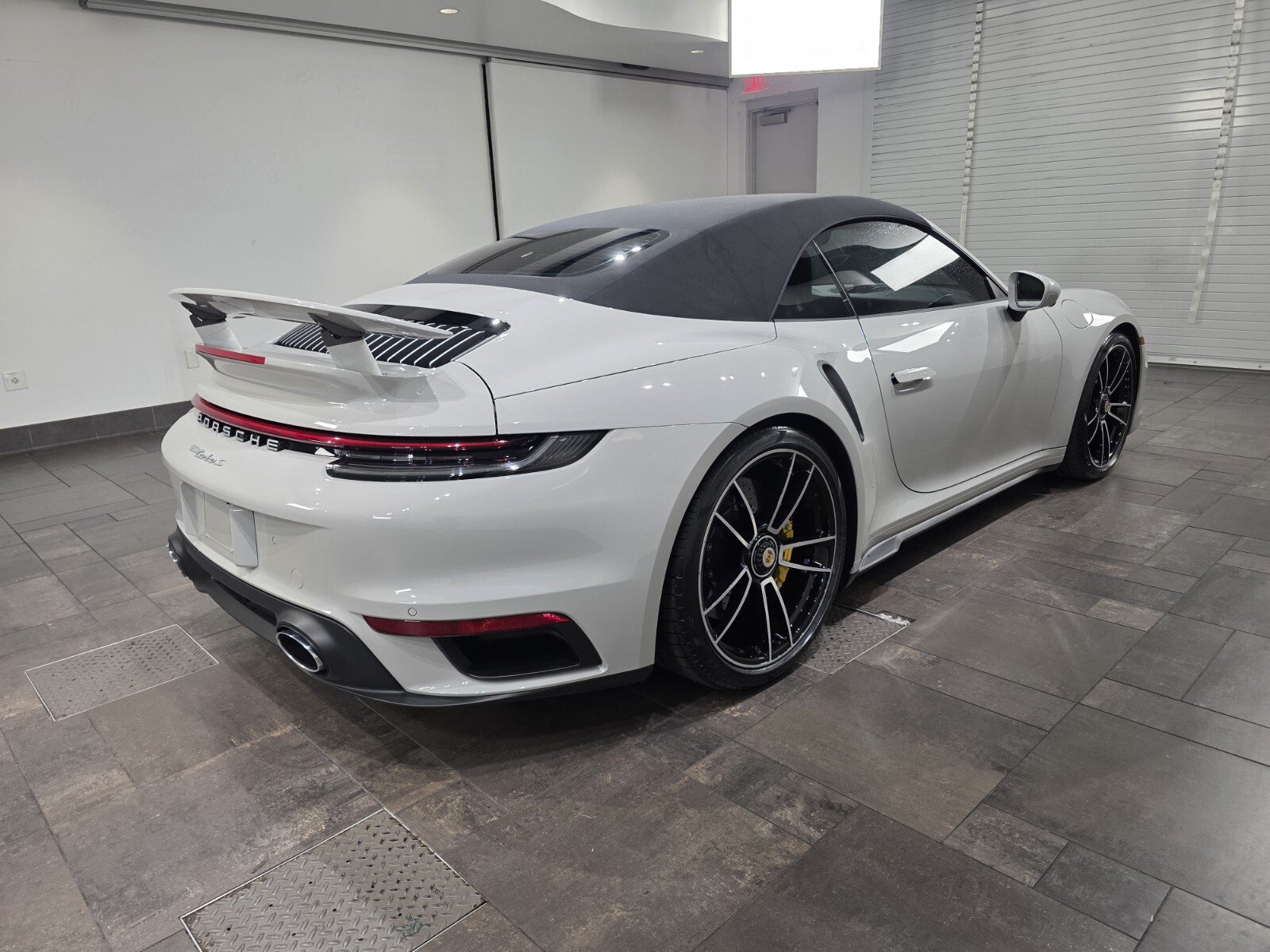 Used 2024 Porsche 911 Turbo S AWD/4WD image 21