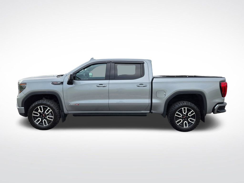 Used 2024 GMC Sierra 1500 AT4 w/ Technology Package AWD/4WD image 9