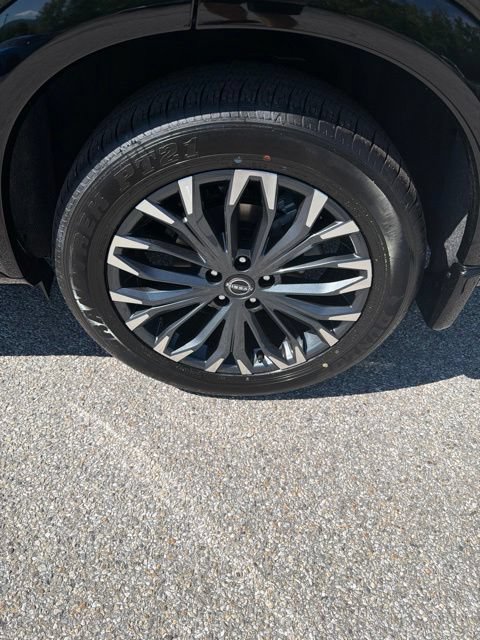 New 2026 Nissan Rogue Platinum AWD/4WD image 9