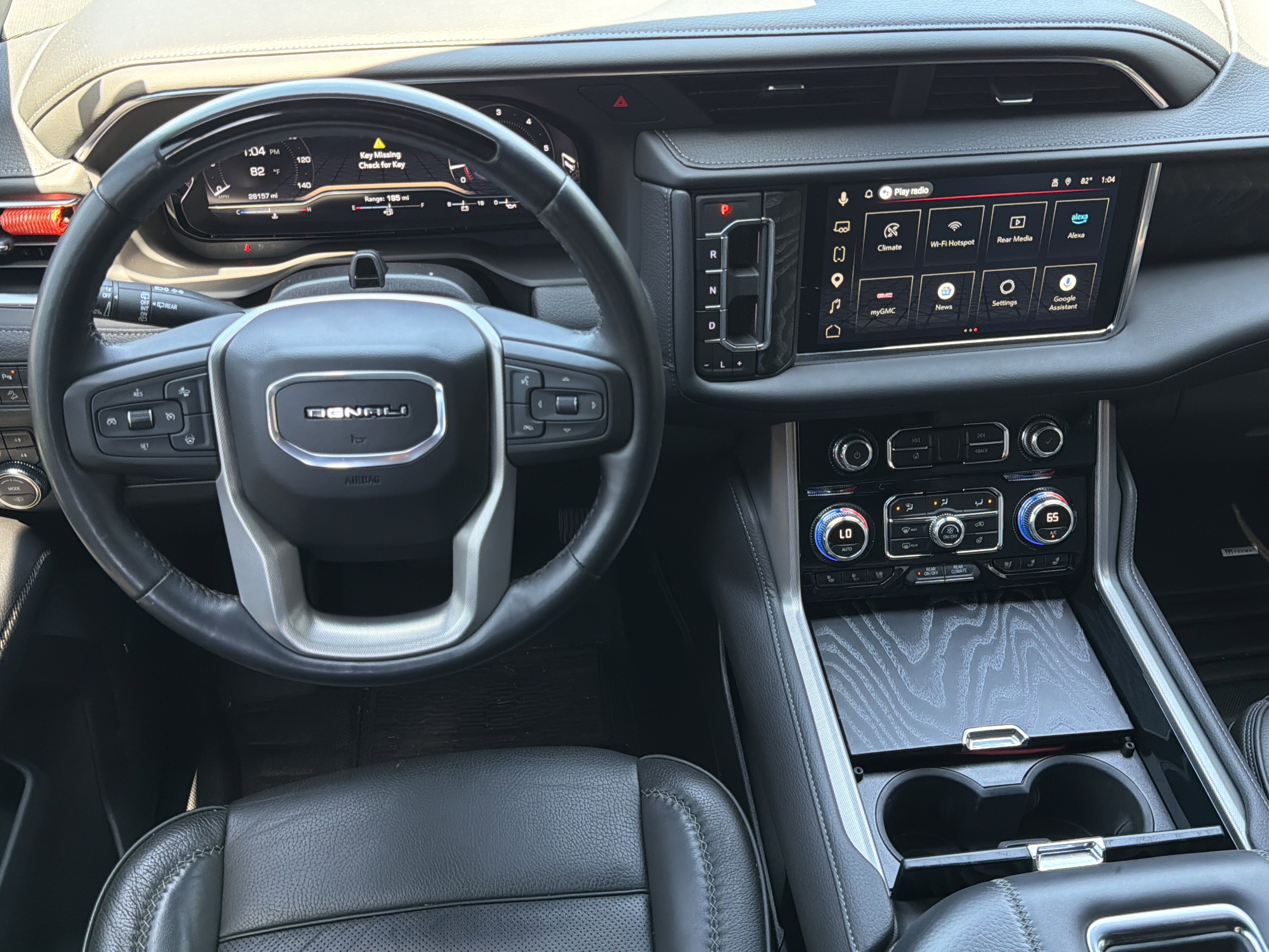 Used 2023 GMC Yukon Denali w/ Denali Reserve Package AWD/4WD image 38