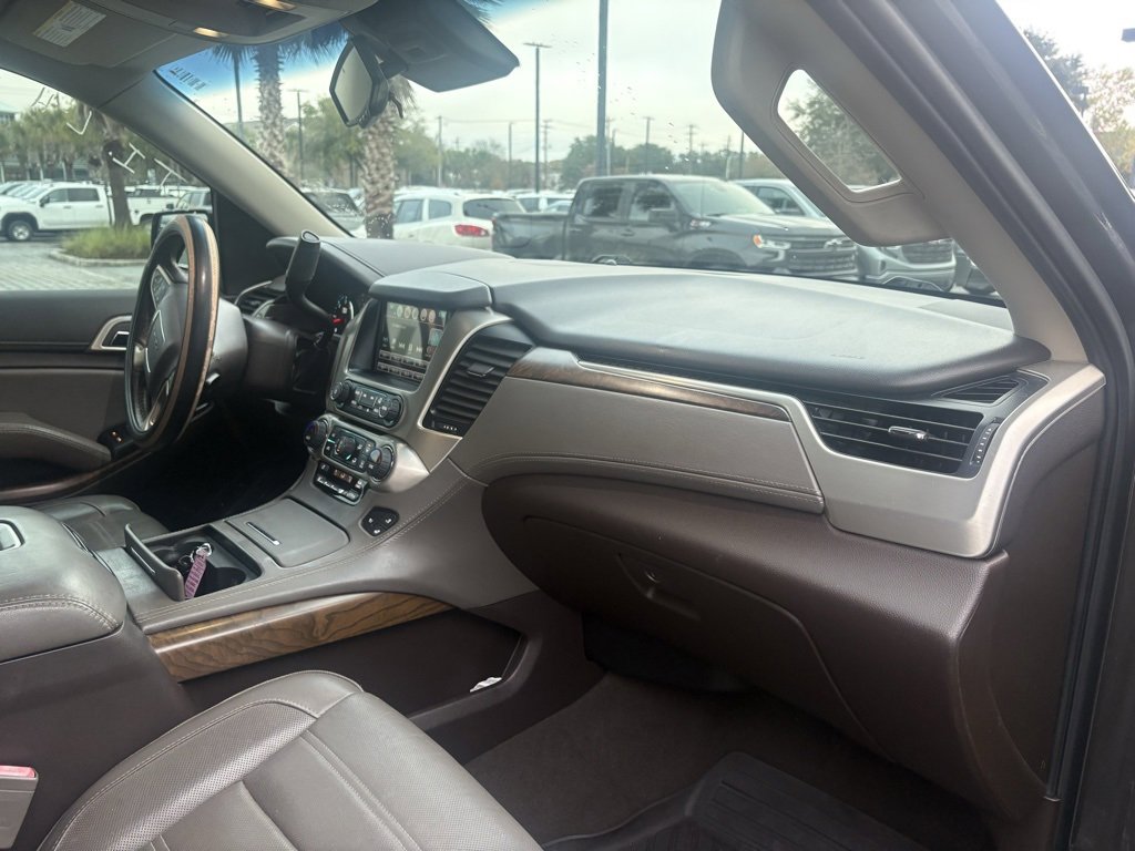 Used 2019 GMC Yukon Denali w/ Denali Ultimate Package image 17
