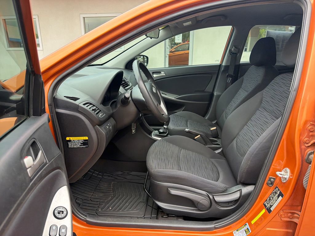 Used 2017 Hyundai Accent SE FWD image 10