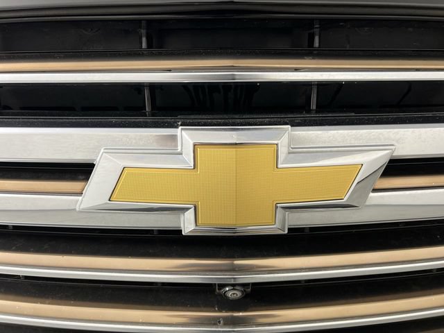 Certified 2021 Chevrolet Suburban High Country w/ Premium Package AWD/4WD image 32