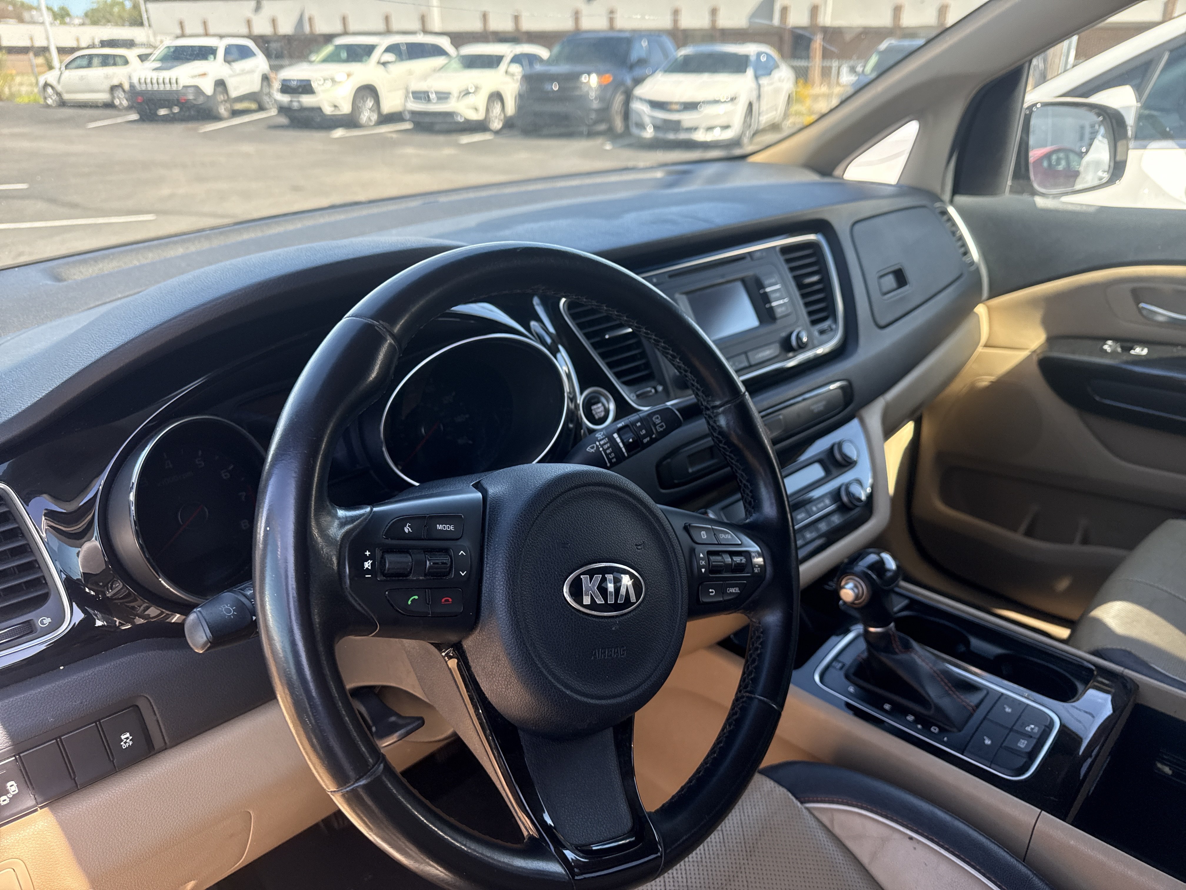 Used 2015 Kia Sedona EX w/ EX Premium Package FWD image 8