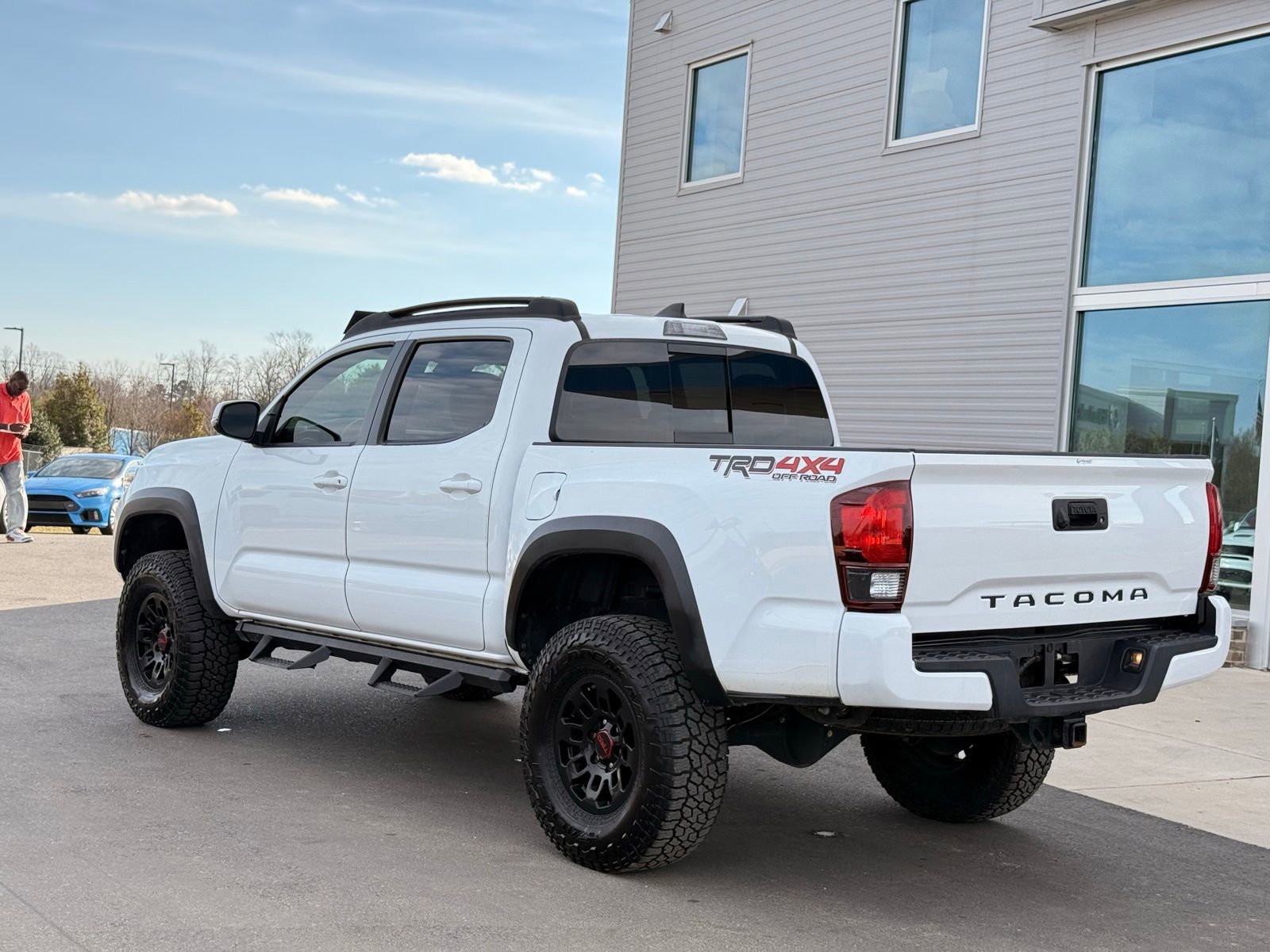 Used 2019 Toyota Tacoma TRD Off-Road image 14