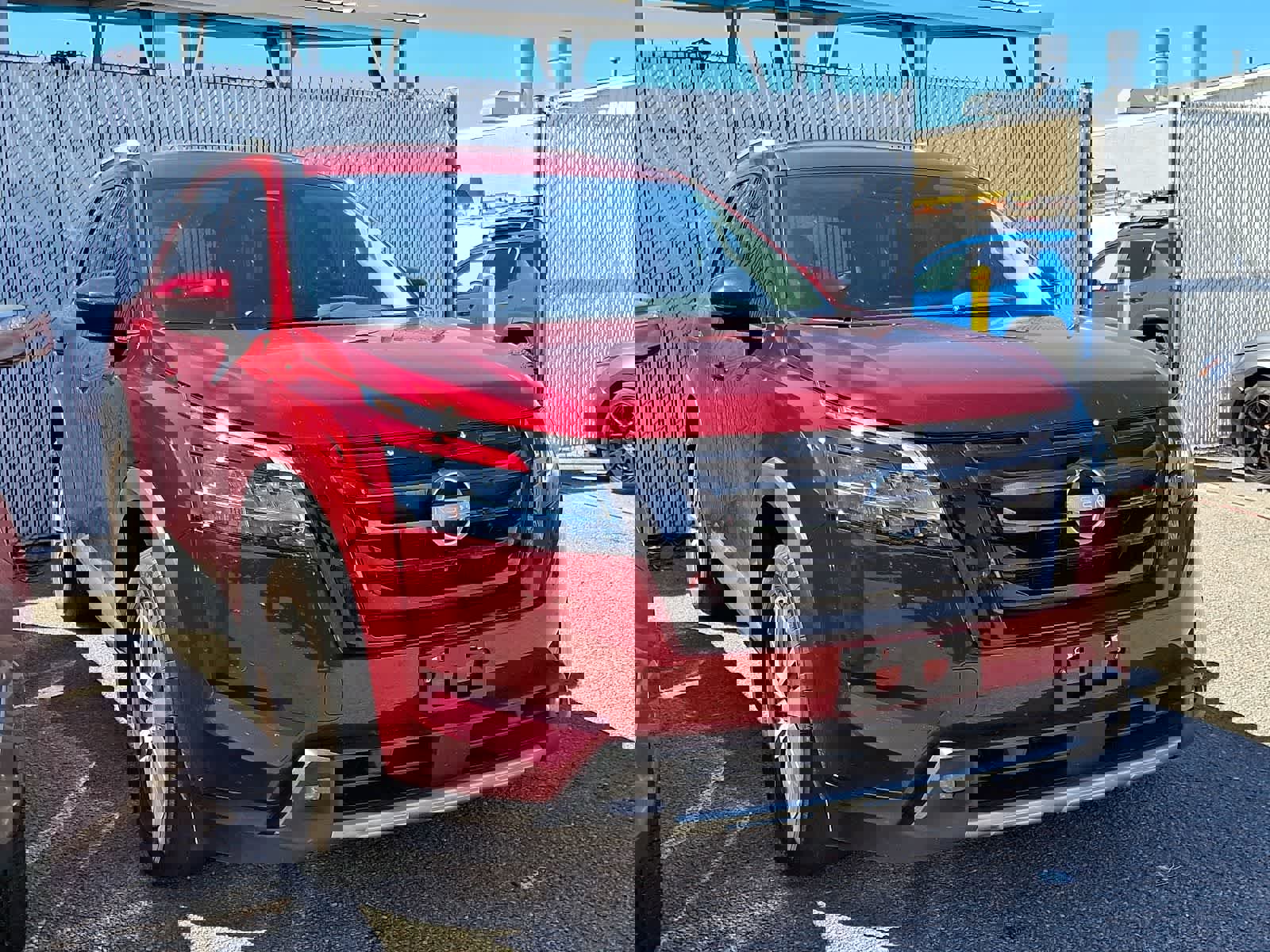 Used 2023 Nissan Pathfinder SL w/ Lighting Package (N92) image 2