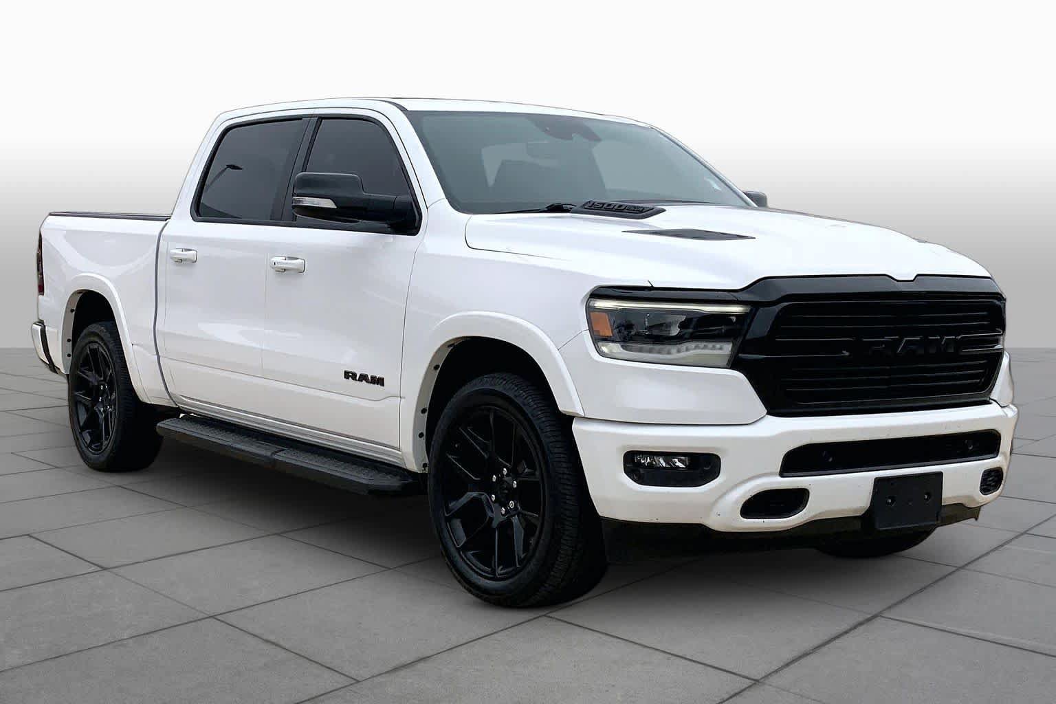 Used 2022 RAM 1500 Laramie AWD/4WD image 3