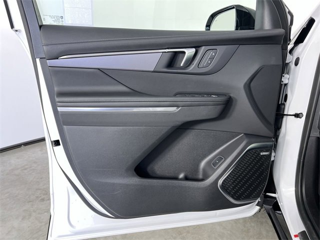 Certified 2025 Buick Enclave Sport Touring image 22