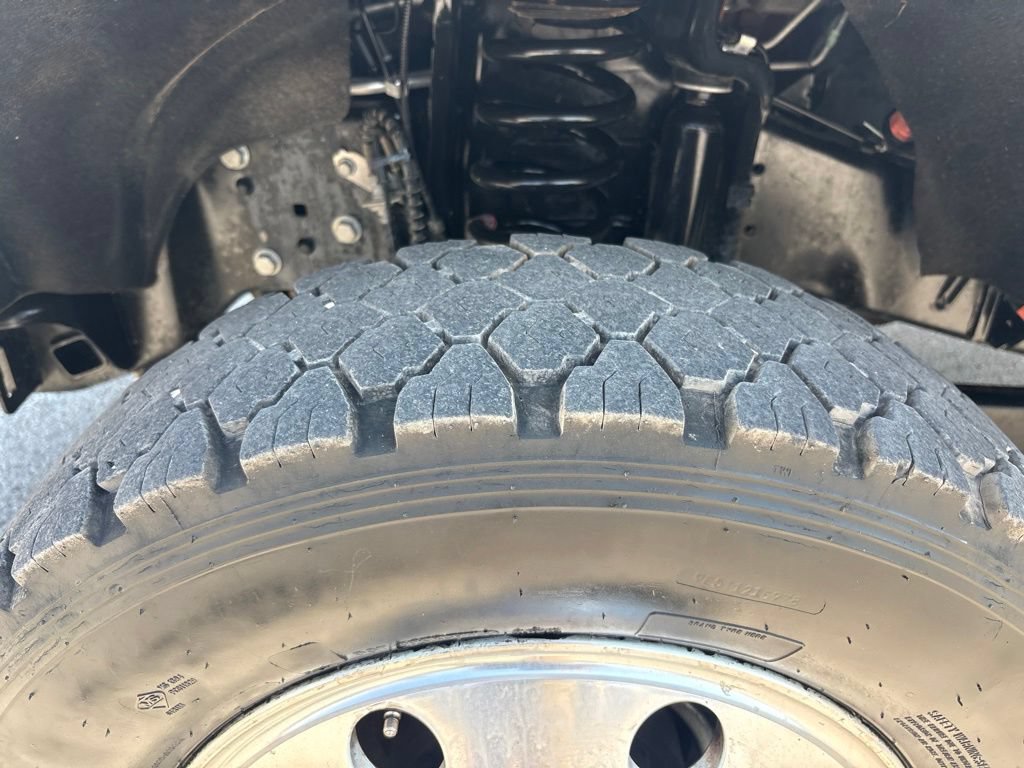 Used 2025 Ford F450 Lariat AWD/4WD image 45