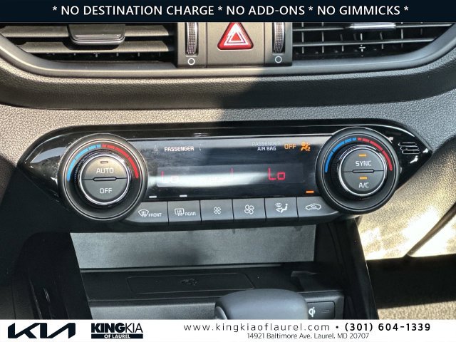 Used 2024 Kia Forte GT-Line w/ GT-Line Premium Package FWD image 5