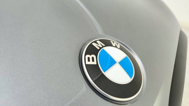 Used 2026 BMW X6 xDrive40i w/ Climate Comfort Package image 16