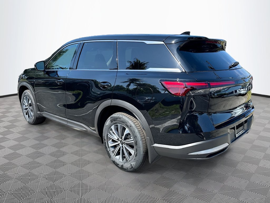 Used 2027 INFINITI QX60 Pure w/ Cargo Package FWD image 8