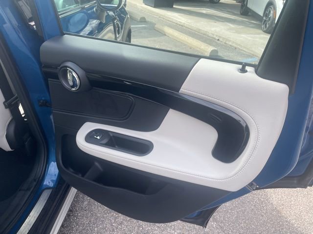 Certified 2023 MINI Cooper Countryman S w/ Signature Upholstery Package image 16