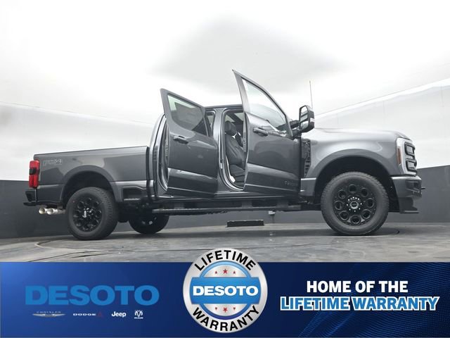 New 2026 Ford F250 Lariat w/ Black Appearance Package image 76