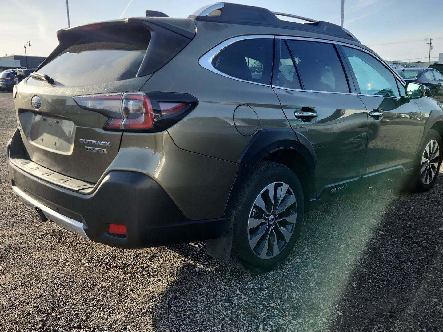 Used 2024 Subaru Outback Touring w/ Popular Package #2 image 4