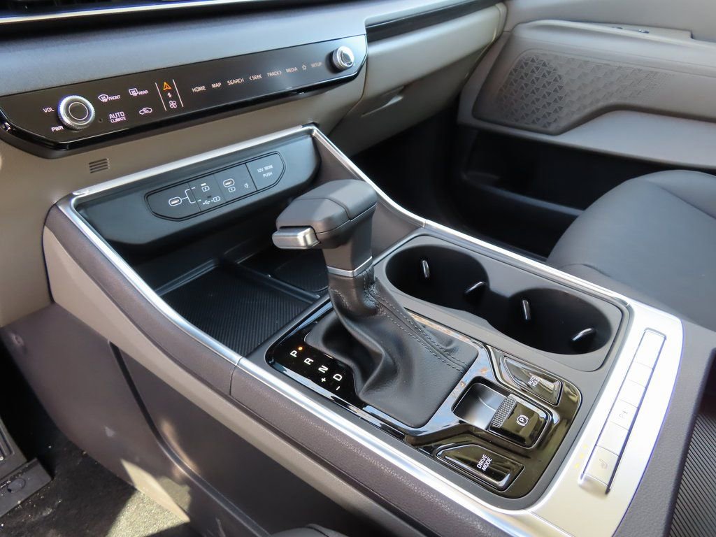 New 2026 Kia Carnival EX image 6