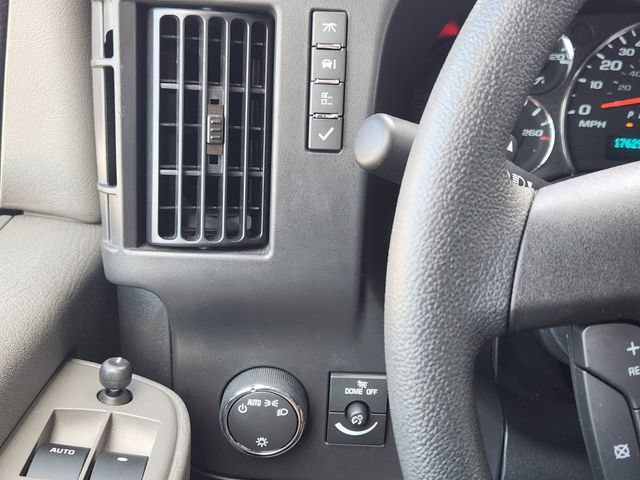 Used 2025 Chevrolet Express 3500 LT w/ LT Preferred Equipment Group RWD image 24