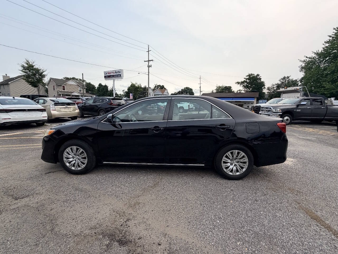 Used 2012 Toyota Camry LE FWD image 25