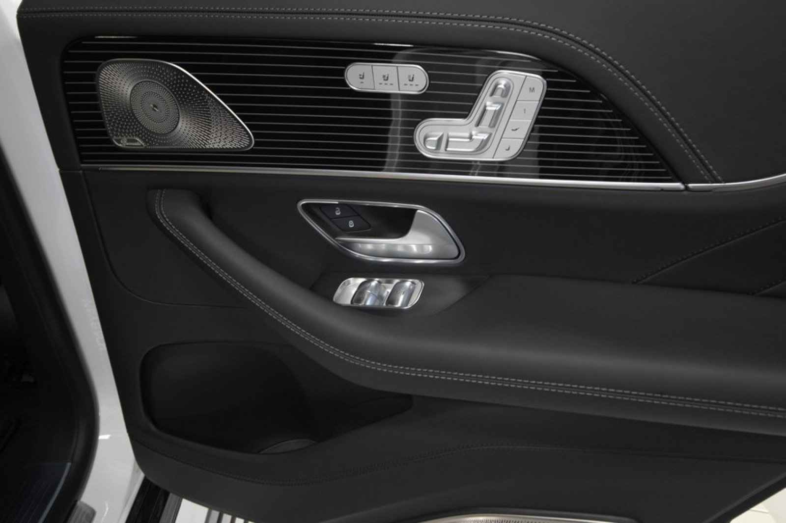 Used 2026 Mercedes-Benz Maybach GLS 600 image 66