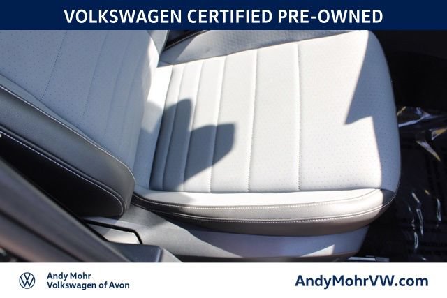 Used 2025 Volkswagen Jetta SE FWD image 20