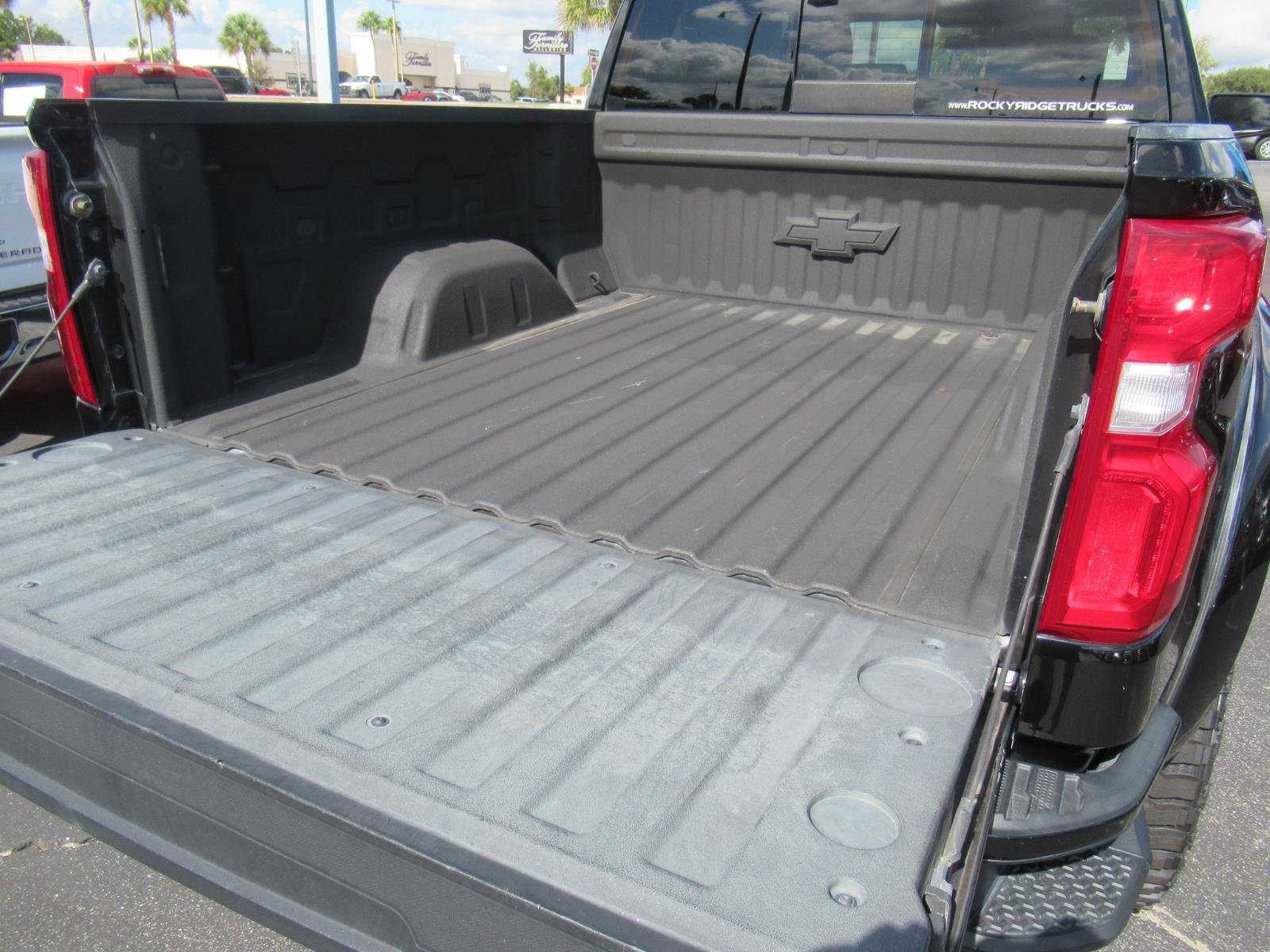 Used 2021 Chevrolet Silverado 1500 RST w/ All Star Edition Plus AWD/4WD image 33
